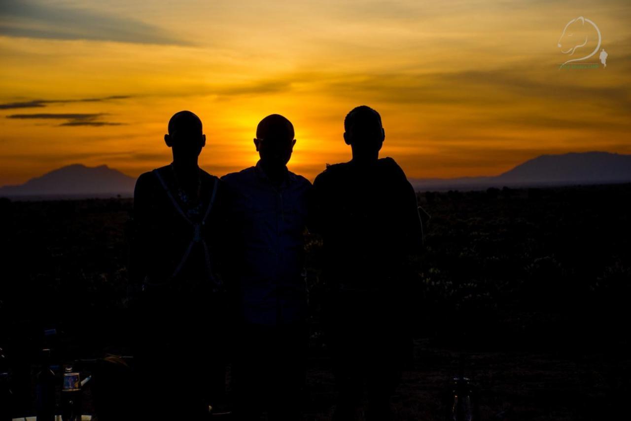 Amanya 2-Rooms Lioness Family Amboseli Buitenkant foto